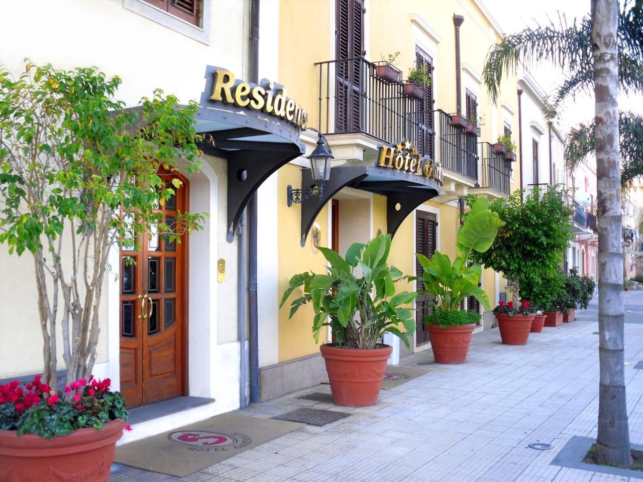 Hotel Garibaldi Milazzo Exterior photo